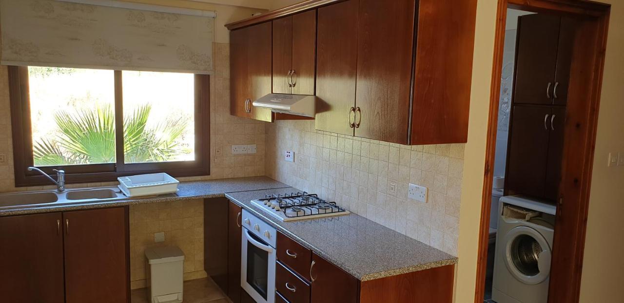 Joanna Sunset Apts Помос Екстер'єр фото